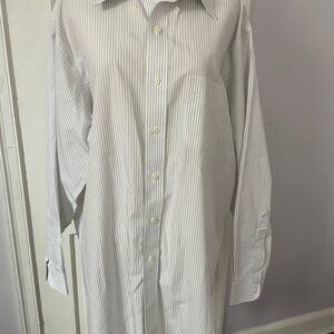 Brooks Brothers Traditional Fit Non-Iron Gray/White Striped Shirt – Size 17-34